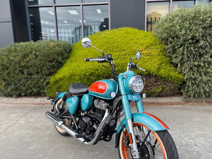 2025 Royal Enfield GOAN 350 Green