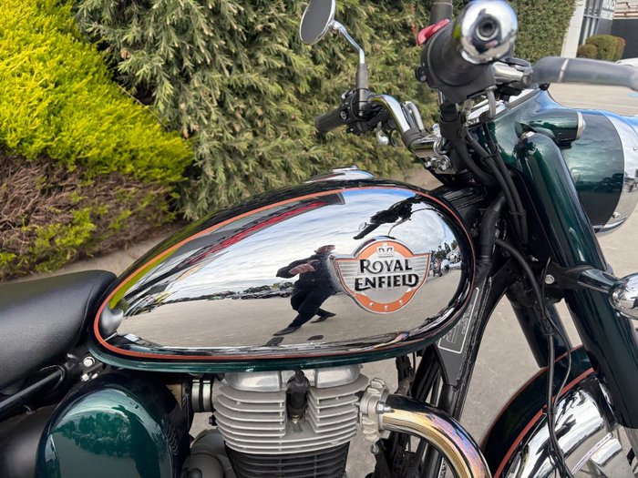 2024 Royal Enfield CLASSIC 350 CHROME Green