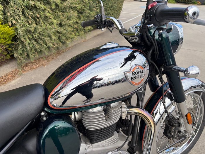 2024 Royal Enfield CLASSIC 350 CHROME Green