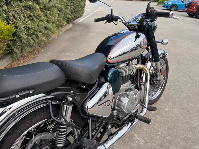2024 Royal Enfield CLASSIC 350 CHROME Green