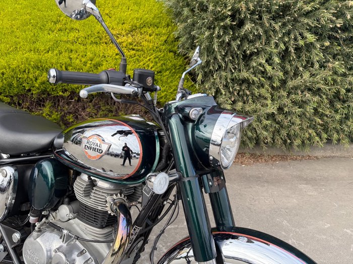 2024 Royal Enfield CLASSIC 350 CHROME Green