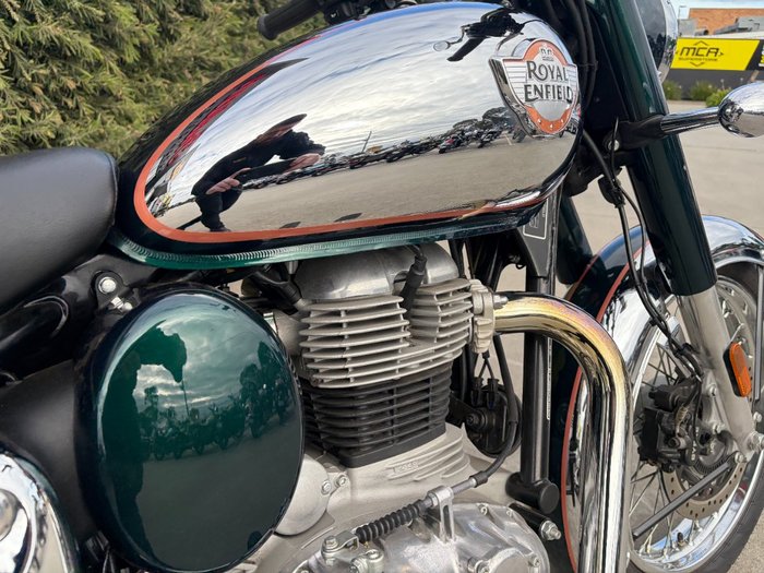 2024 Royal Enfield CLASSIC 350 CHROME Green