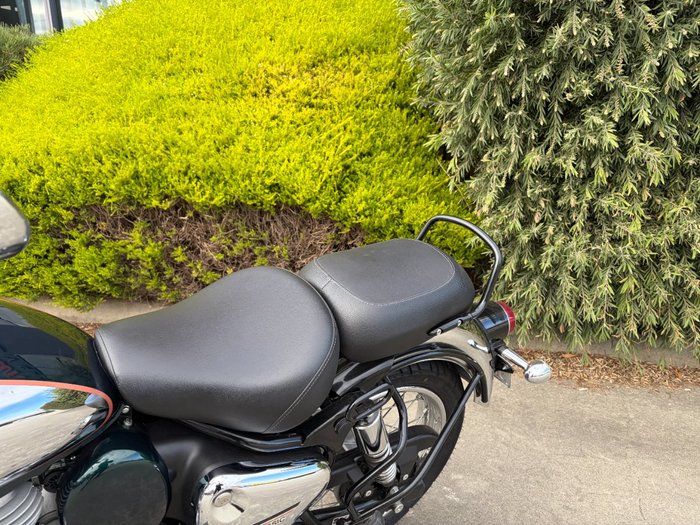 2024 Royal Enfield CLASSIC 350 CHROME Green