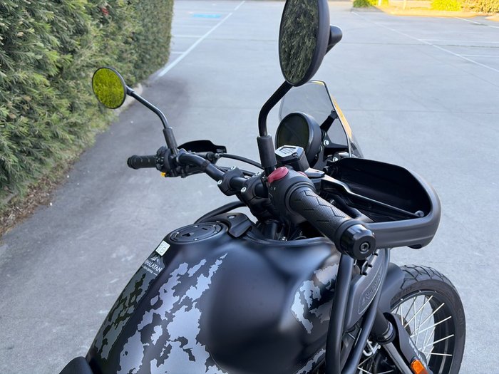 2025 Royal Enfield HIMALAYAN 450 BLACK
