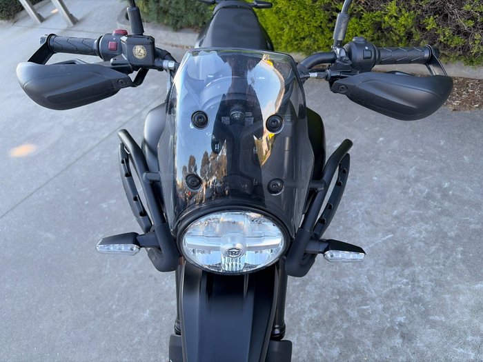 2025 Royal Enfield HIMALAYAN 450 BLACK