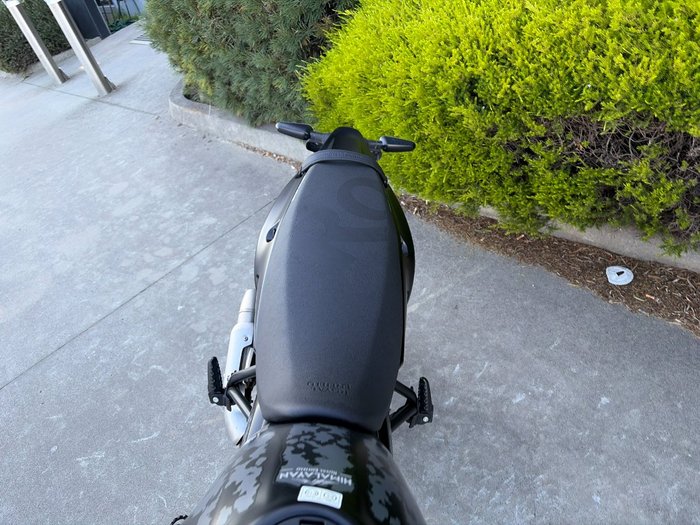 2025 Royal Enfield HIMALAYAN 450 BLACK