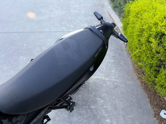 2025 Royal Enfield HIMALAYAN 450 BLACK