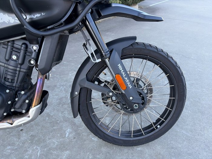 2025 Royal Enfield HIMALAYAN 450 BLACK