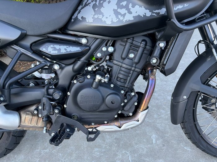 2025 Royal Enfield HIMALAYAN 450 BLACK