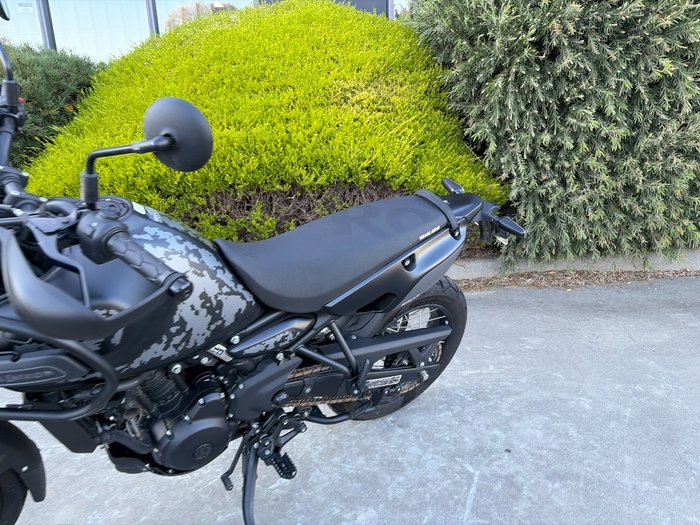 2025 Royal Enfield HIMALAYAN 450 BLACK