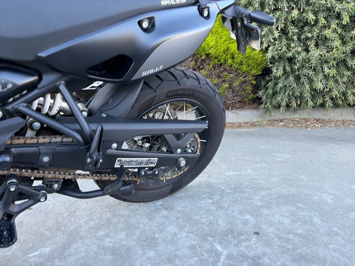 2025 Royal Enfield HIMALAYAN 450 BLACK