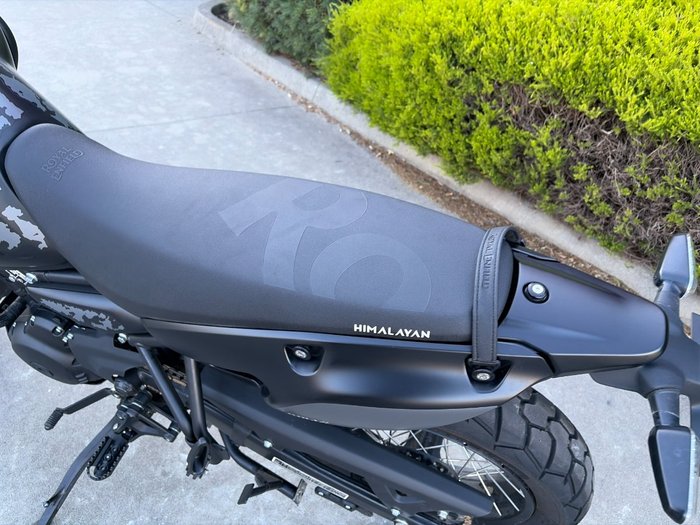2025 Royal Enfield HIMALAYAN 450 BLACK