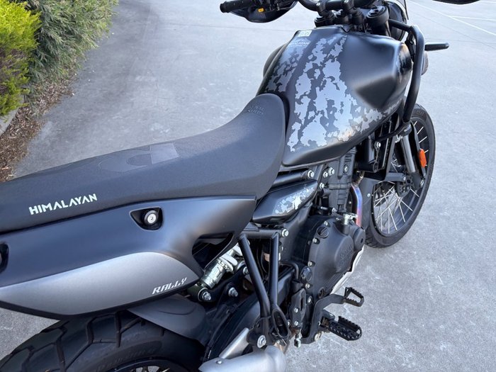 2025 Royal Enfield HIMALAYAN 450 BLACK
