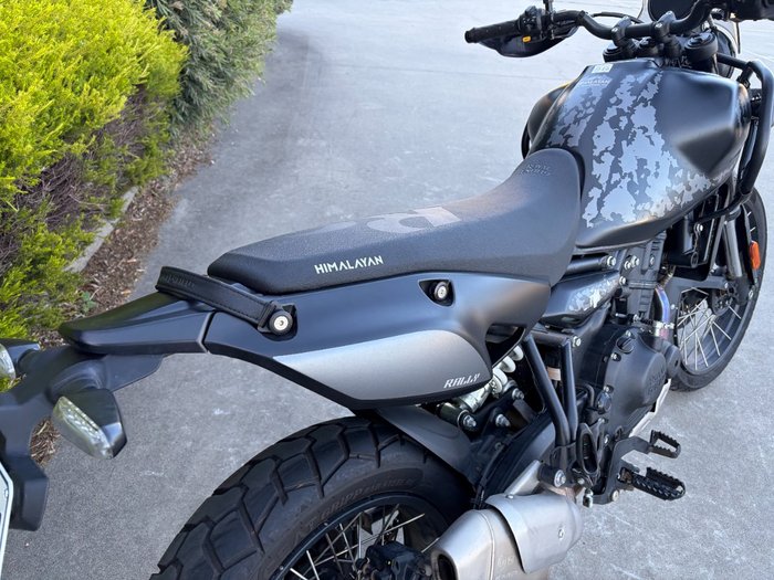 2025 Royal Enfield HIMALAYAN 450 BLACK