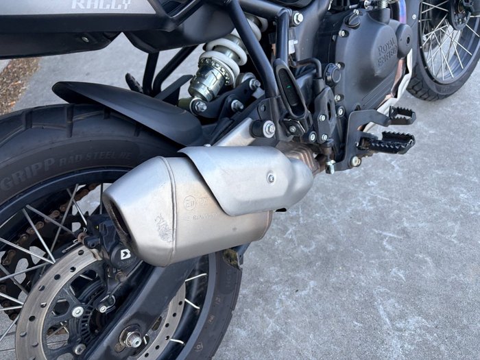 2025 Royal Enfield HIMALAYAN 450 BLACK