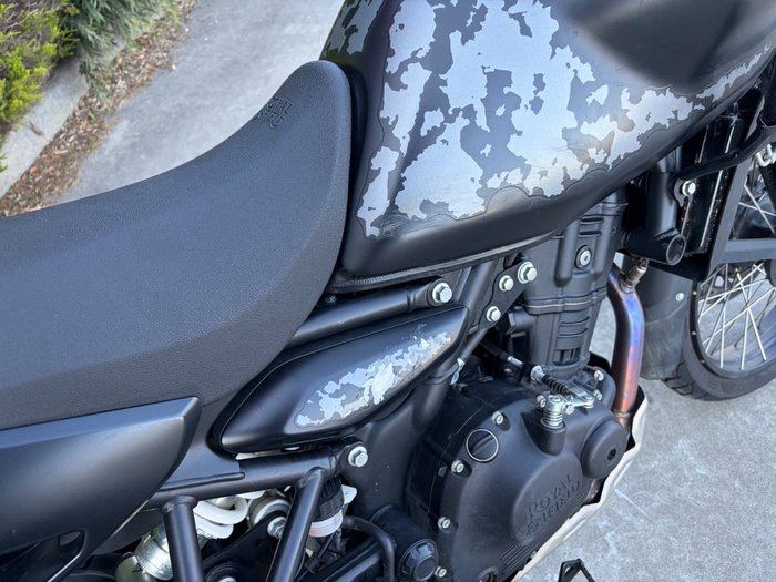 2025 Royal Enfield HIMALAYAN 450 BLACK
