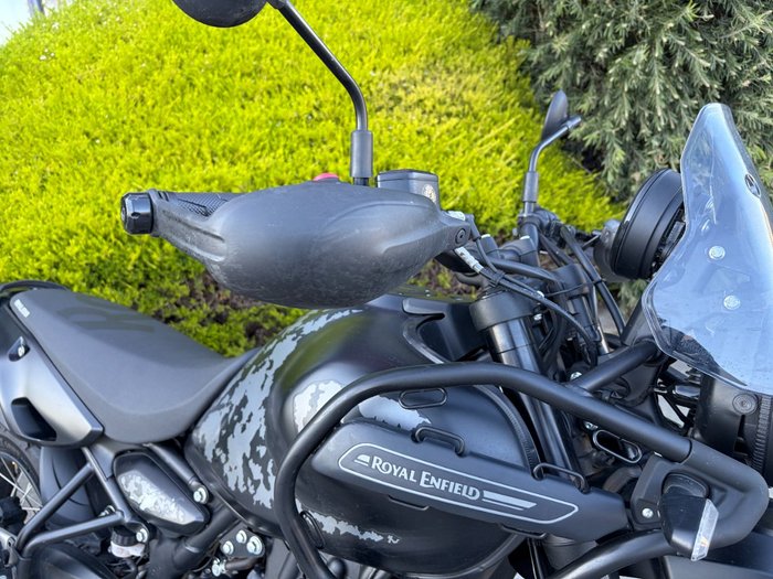 2025 Royal Enfield HIMALAYAN 450 BLACK