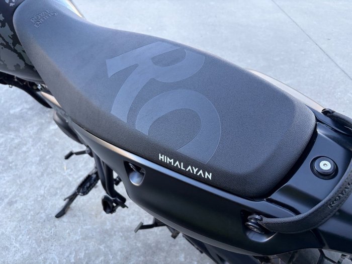 2025 Royal Enfield HIMALAYAN 450 BLACK
