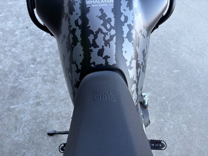 2025 Royal Enfield HIMALAYAN 450 BLACK