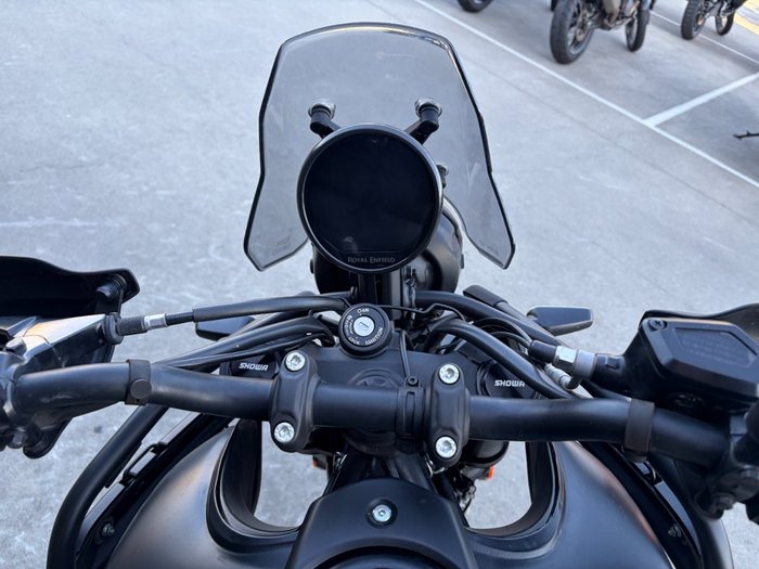 2025 Royal Enfield HIMALAYAN 450 BLACK