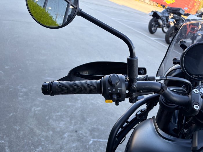 2025 Royal Enfield HIMALAYAN 450 BLACK