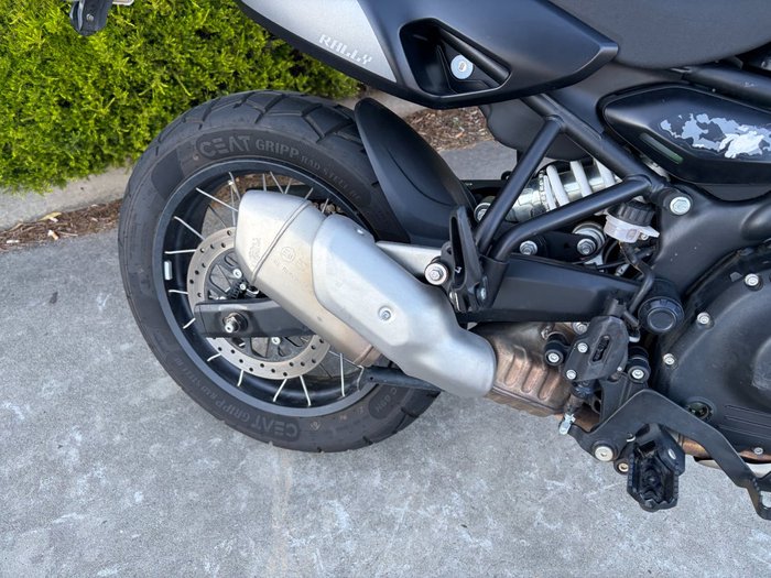 2025 Royal Enfield HIMALAYAN 450 BLACK