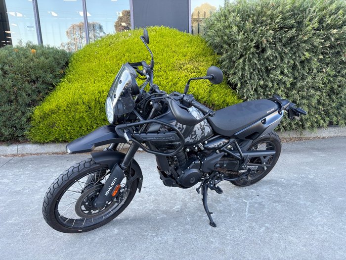 2025 Royal Enfield HIMALAYAN 450 BLACK