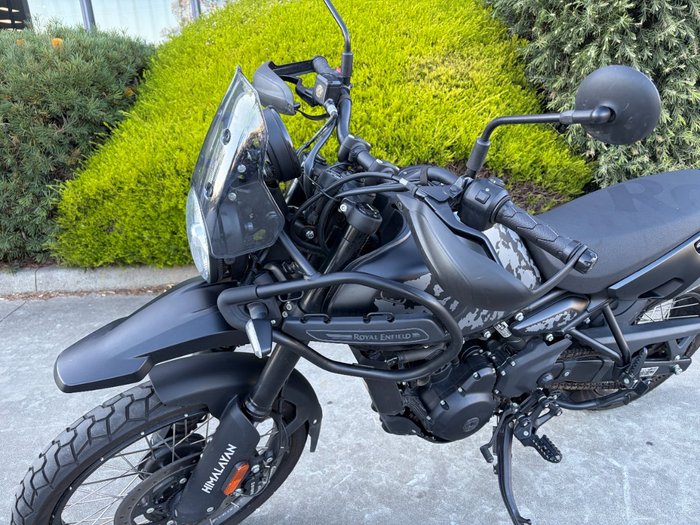 2025 Royal Enfield HIMALAYAN 450 BLACK