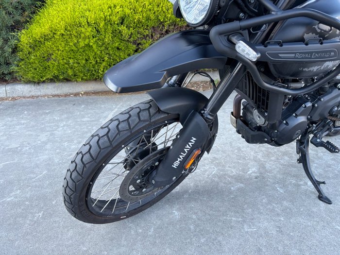 2025 Royal Enfield HIMALAYAN 450 BLACK