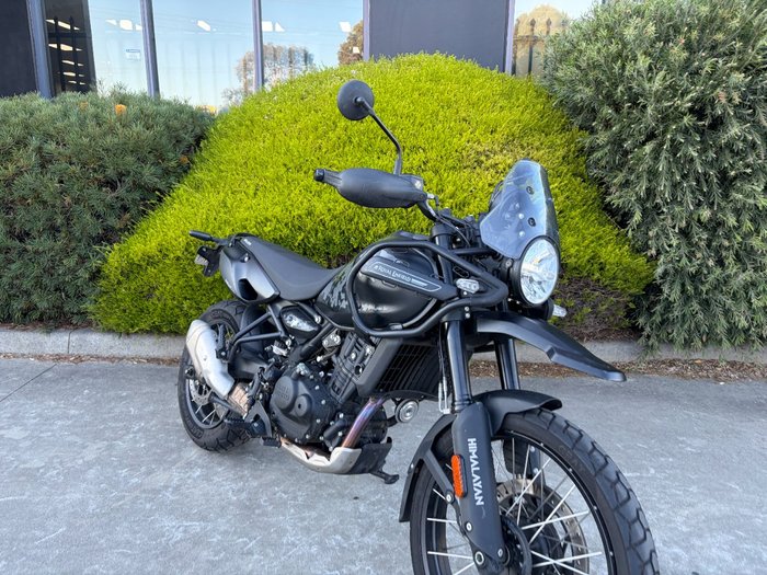 2025 Royal Enfield HIMALAYAN 450 BLACK