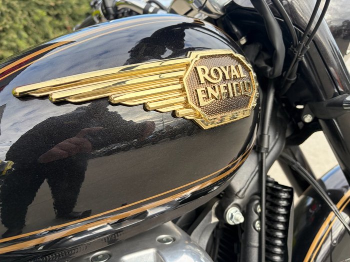 2026 Royal Enfield BULLET 650 Black