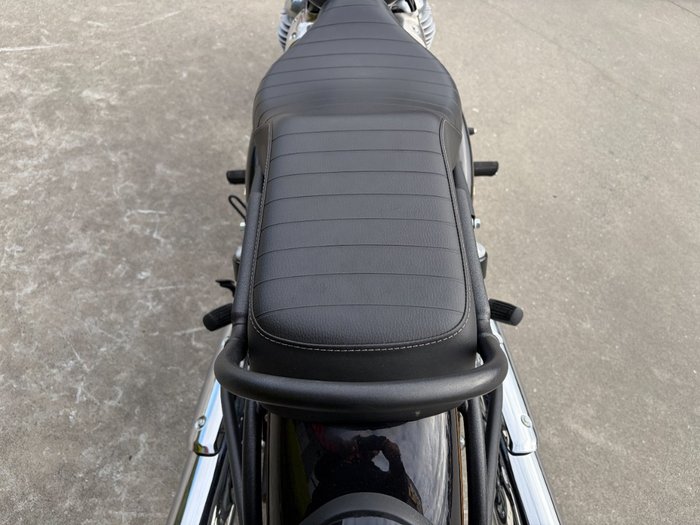 2026 Royal Enfield BULLET 650 Black