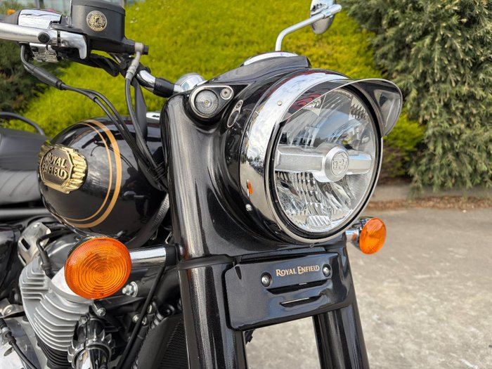 2026 Royal Enfield BULLET 650 Black