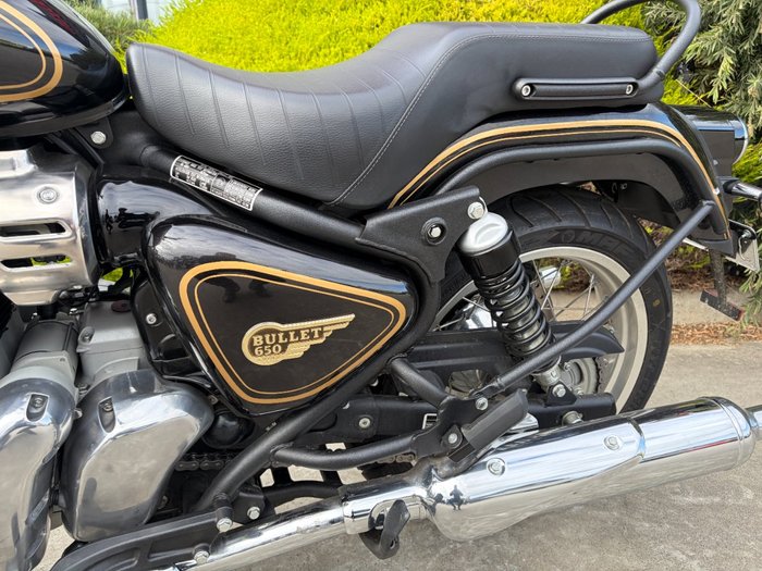 2026 Royal Enfield BULLET 650 Black