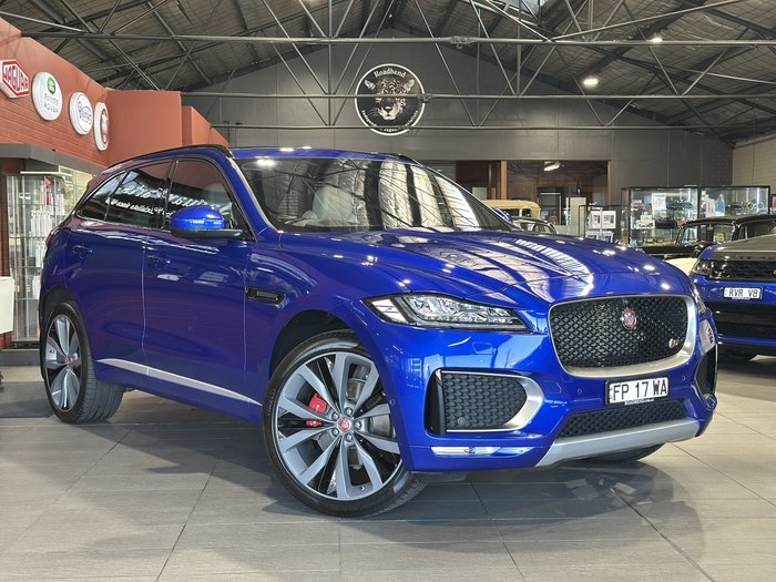 2017 Jaguar F-PACE 35t First Edition