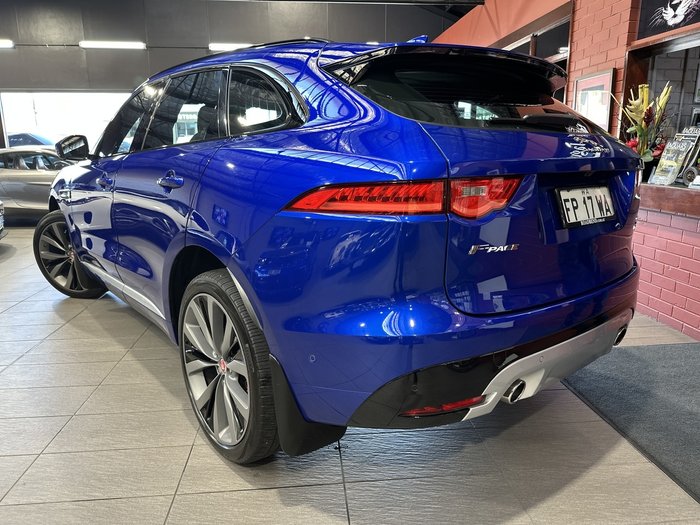 2017 Jaguar F-PACE 35t First Edition