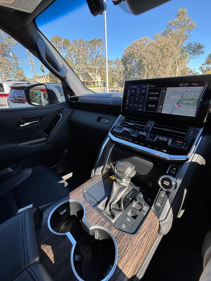 2022 Toyota Landcruiser VX