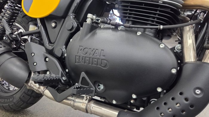 2025 Royal Enfield 2025 650CC INTERCEPTOR BEAR 650 Road CELESTIAL RED