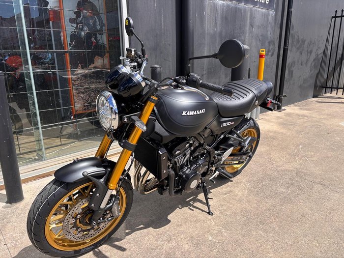 2026 Kawasaki Z900RS (Z900C) Z Grey