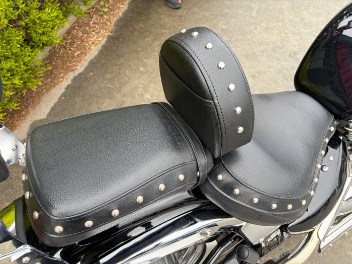 2017 Suzuki VL800 (BOULEVARD C50) BLACK