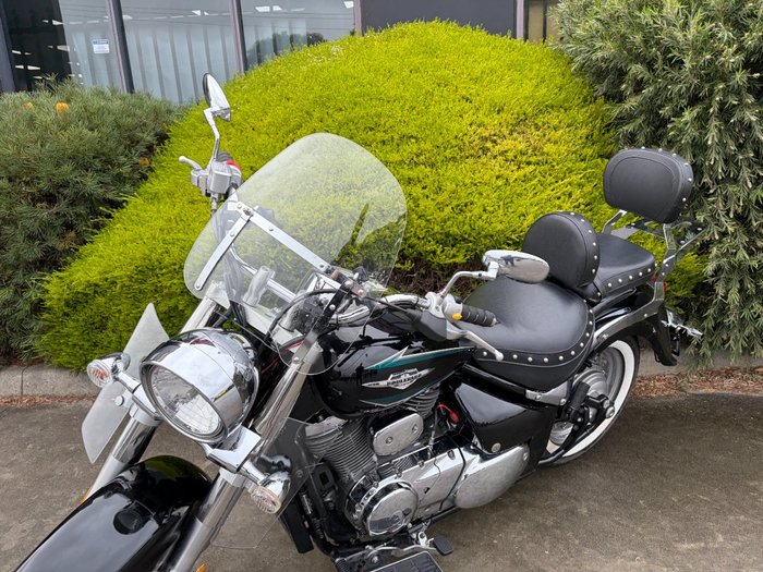 2017 Suzuki VL800 (BOULEVARD C50) BLACK