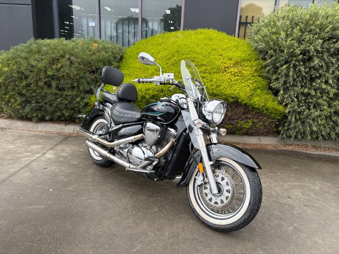 2017 Suzuki VL800 (BOULEVARD C50) BLACK