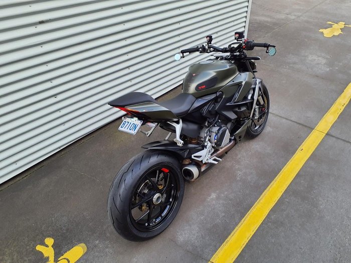 2023 Ducati Streetfighter V2 Streetfighter Green