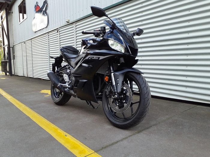 2024 Yamaha YZF-R3 R3 Black
