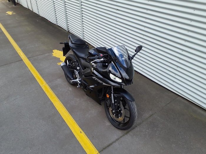 2024 Yamaha YZF-R3 R3 Black