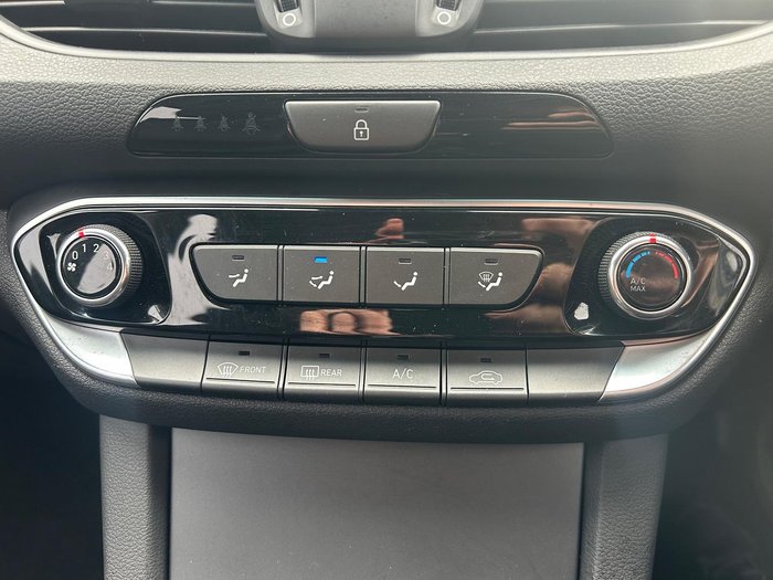 2022 Hyundai i30
