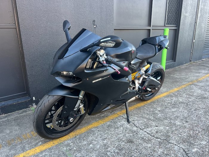 2014 DUCATI 899 PANIGALE BLACK