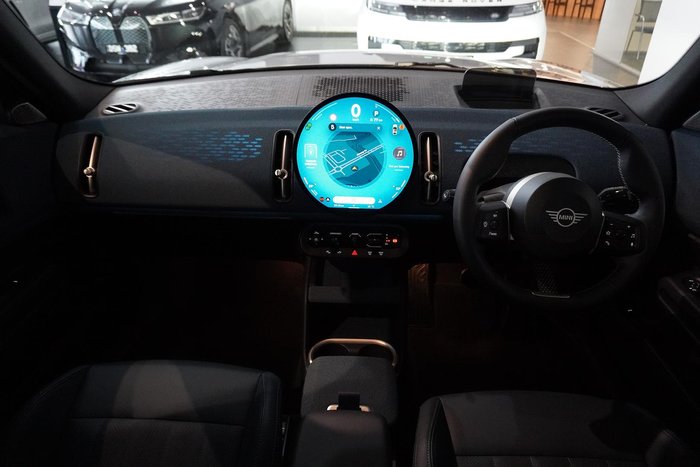 2024 MINI Countryman S Favoured