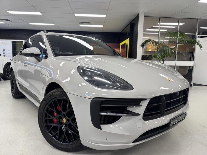 2021 Porsche Macan