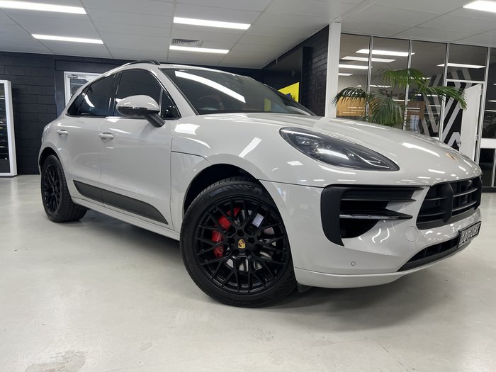 2021 Porsche Macan